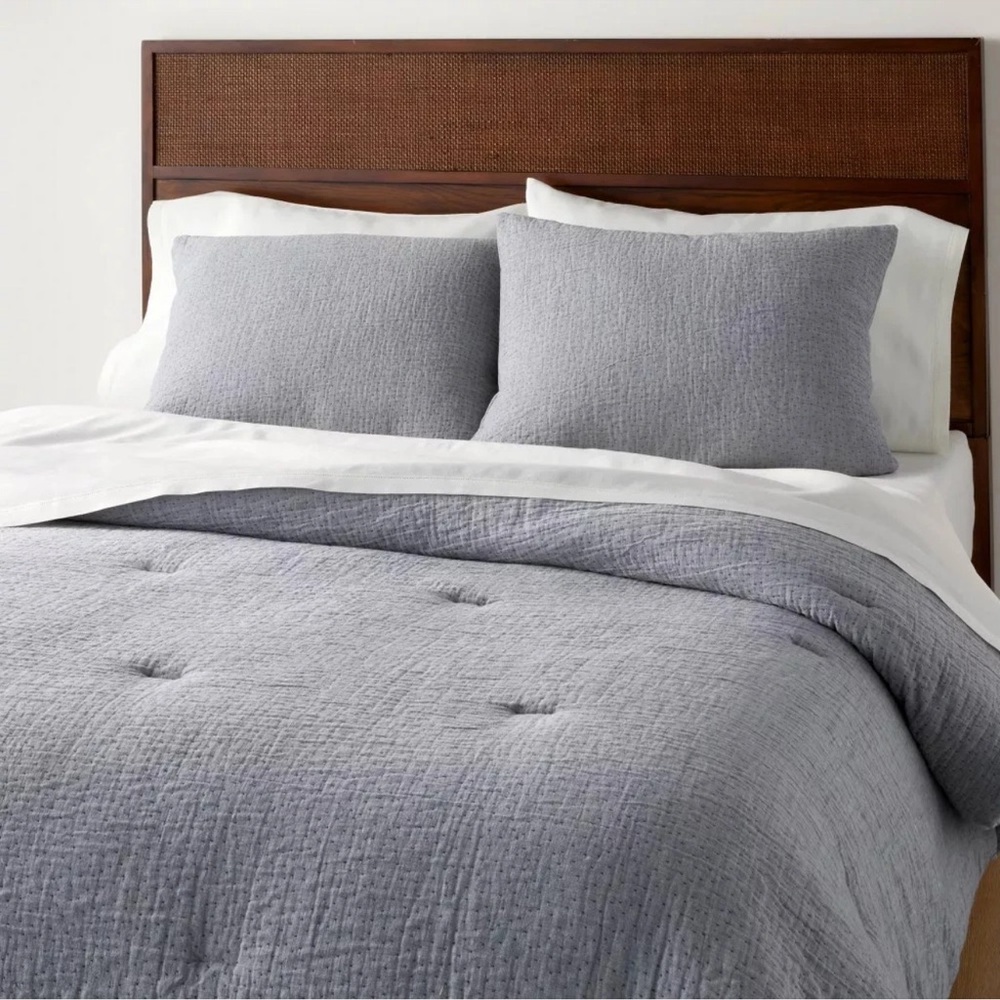 Hearth & Hand Magnolia KING Gauze Stitch Pin Dot Duvet Cover Blue w/ Shams NEW